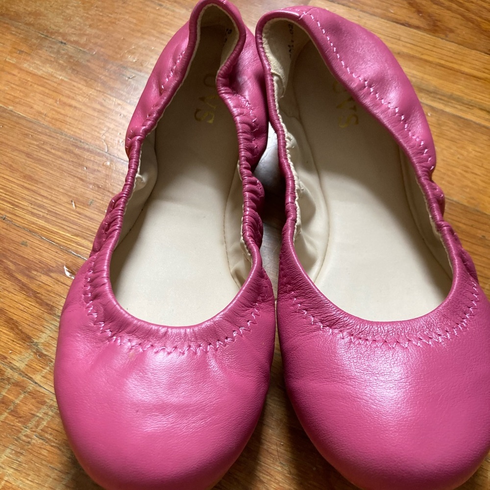 Pink flats